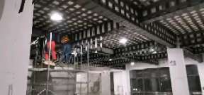 海东一商场梁，楼板碳纤维加固施工